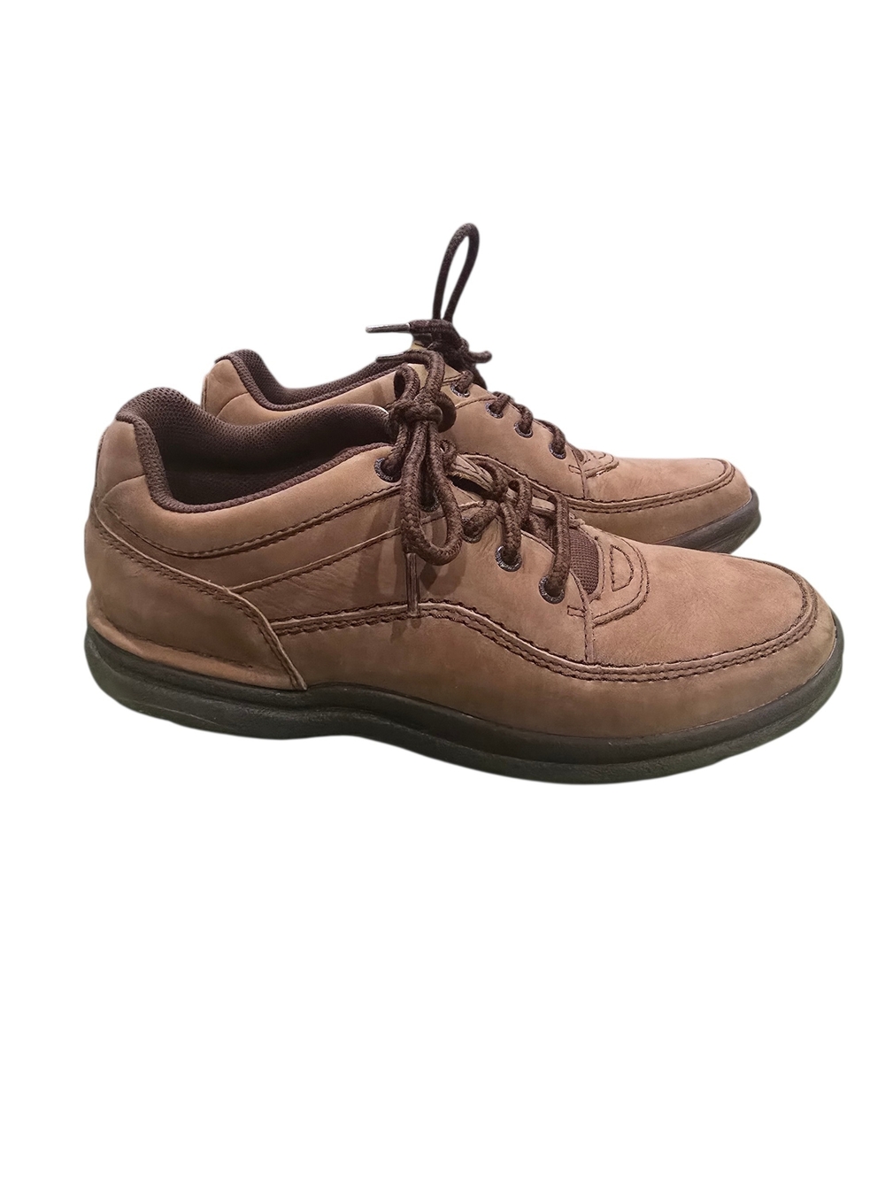 Rockport Men's World Tour Classic Nubuck Leather Lace Up 9M